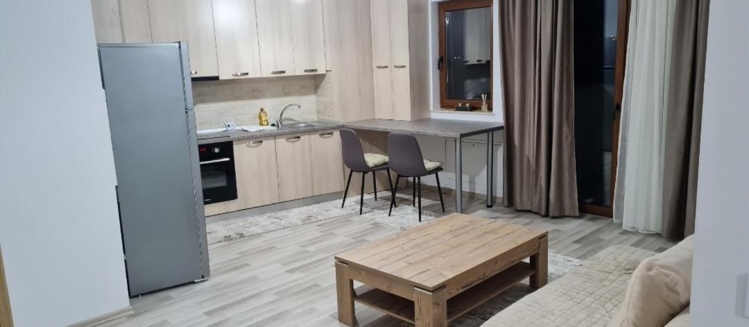 La Andrei Apartment Bistrita  Exterior photo